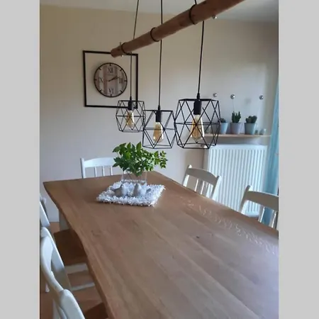 Helle Freundliche 50qm Mit Garten Zum Wohlfuehlen Appartement *