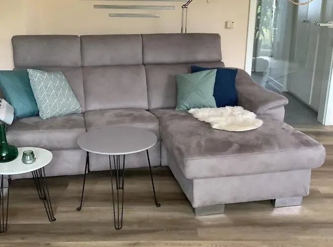 Helle Freundliche 50qm Mit Garten Zum Wohlfuehlen Apartment