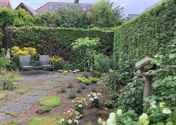 Apartamento Helle Freundliche 50qm Mit Garten Zum Wohlfuehlen