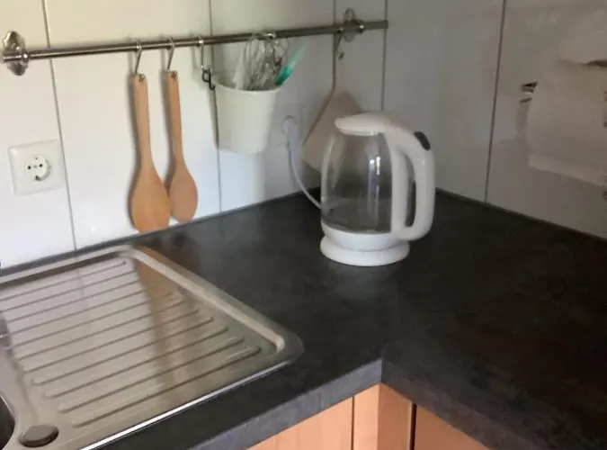 Apartamento Helle Freundliche 50qm Mit Garten Zum Wohlfuehlen